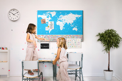 Tableau affichage liège Carte du monde colorée avec les drapeaux des pays