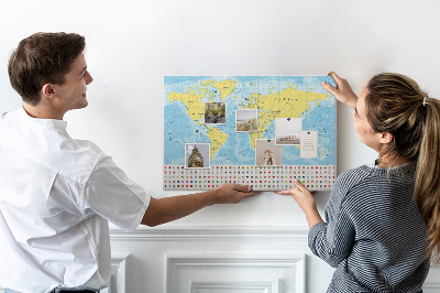 Tableau affichage liège Carte du monde avec épingles de couleur