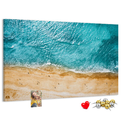 Tableau affichage liège Plage avec vagues et empreintes de pas