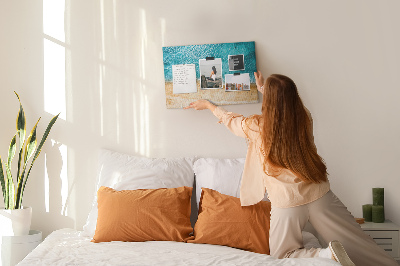 Tableau affichage liège Plage avec vagues et empreintes de pas