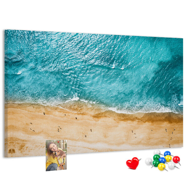Tableau affichage liège Plage avec vagues et empreintes de pas