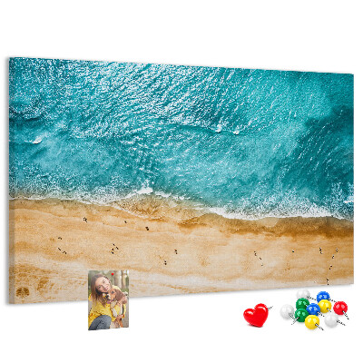 Tableau affichage liège Plage avec vagues et empreintes de pas