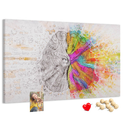 Tableau de liège Un cerveau en couleurs avec un fond créatif