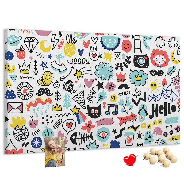 Tableau de liège Motifs colorés avec des dessins dessinés.