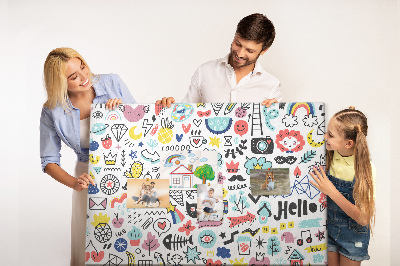Tableau de liège Motifs colorés avec des dessins dessinés.