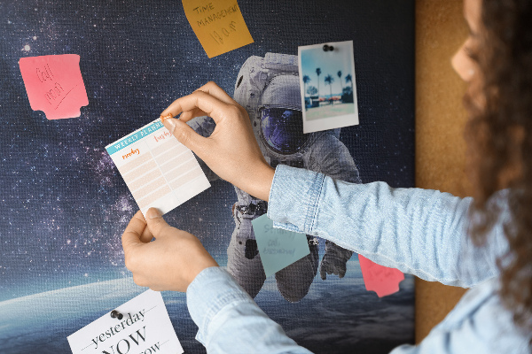 Tableau de liège Astronaute dans l'espace
