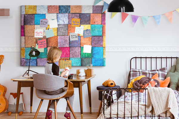 Tableau en liège Carrés colorés dans un motif en bois