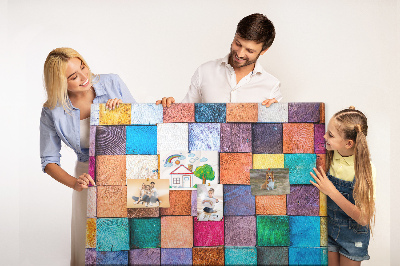 Tableau en liège Carrés colorés dans un motif en bois