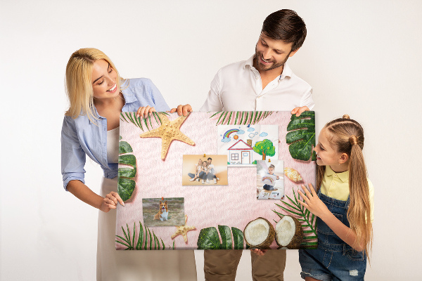 Tableau affichage liège Paysage tropical avec des coquillages et des feuilles