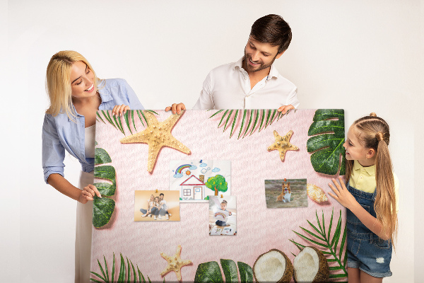 Tableau affichage liège Paysage tropical avec des coquillages et des feuilles