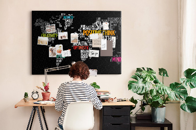 Tableau affichage liège Carte du monde avec des slogans motivants.