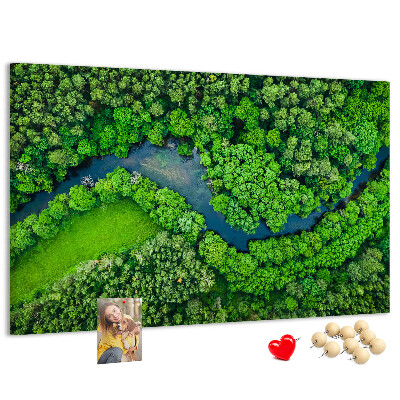 Tableau de liège Un paysage verdoyant traversé par une rivière sinueuse