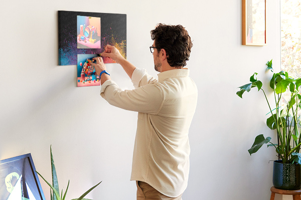 Tableau affichage liège Une explosion de couleurs sur fond noir