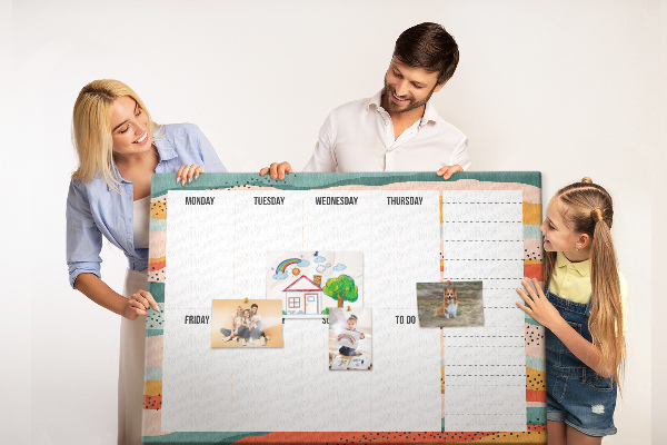 Tableau affichage liège Agenda coloré avec un planning hebdomadaire des jours