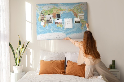 Tableau de liège Carte du monde avec les continents colorés.