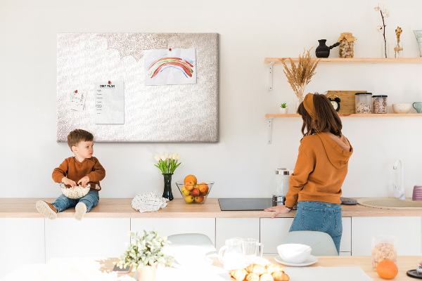 Tableau en liège Un délicat motif de mandala sur un fond clair