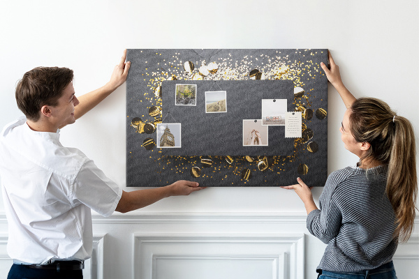 Tableau de liège Confettis dorés sur fond noir