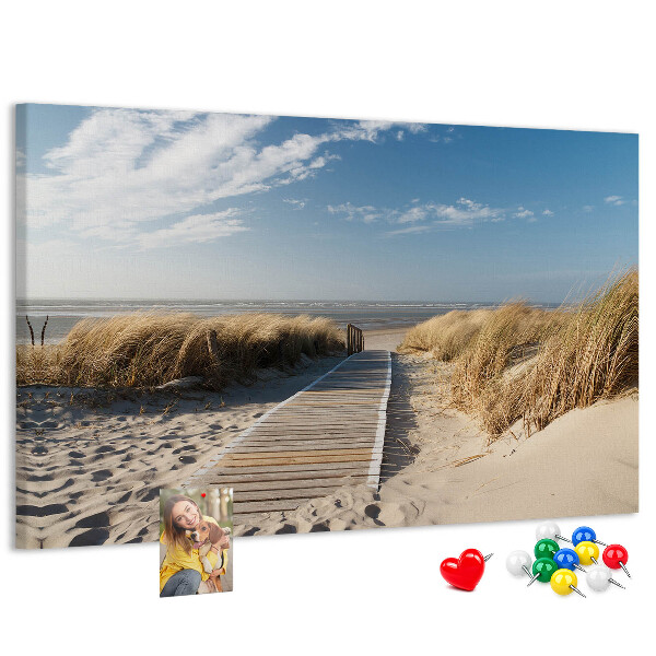 Tableau en liège Une promenade sur la plage sous le soleil d'été