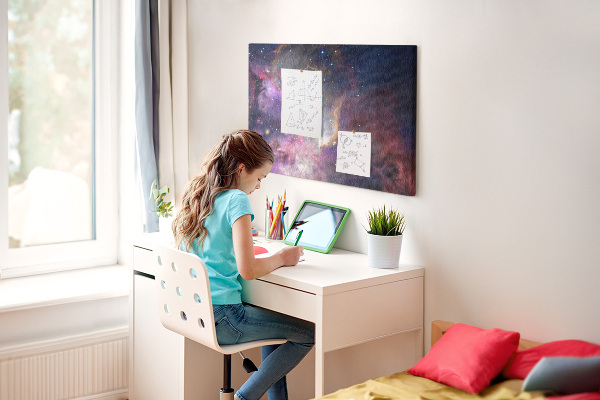 Tableau affichage liège Un paysage spatial avec des étoiles et des nébuleuses
