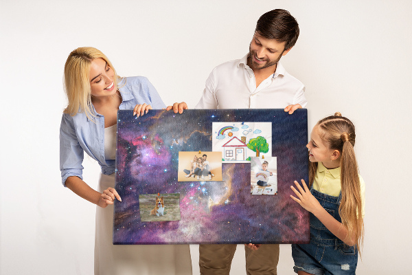 Tableau affichage liège Un paysage spatial avec des étoiles et des nébuleuses