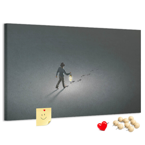 Tableau de liège La lumière d'une lampe sur un chemin sombre.