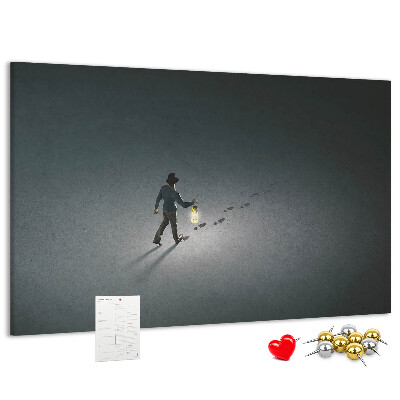 Tableau de liège La lumière d'une lampe sur un chemin sombre.
