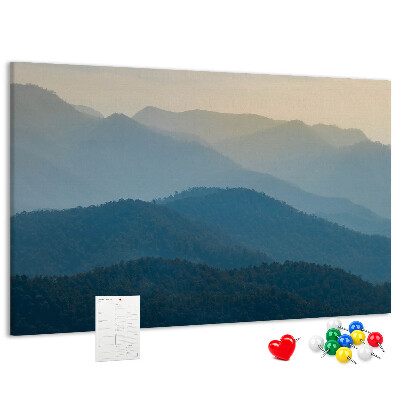 Tableau affichage liège Paysage de montagne aux nuances délicates.