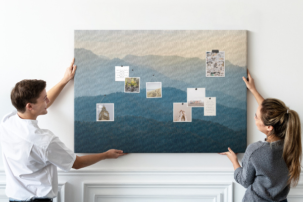Tableau affichage liège Paysage de montagne aux nuances délicates.
