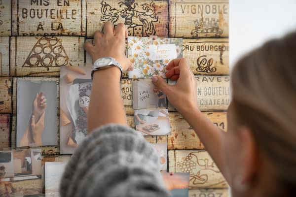 Tableau affichage liège Bouchons de vin de formes variées