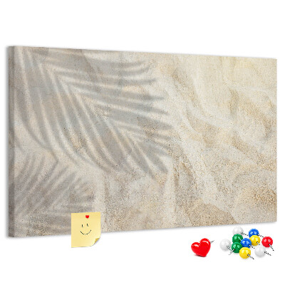 Tableau affichage liège Sable chaud de la plage avec des ombres délicates