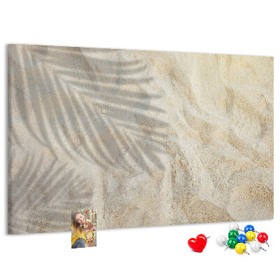 Tableau affichage liège Sable chaud de la plage avec des ombres délicates