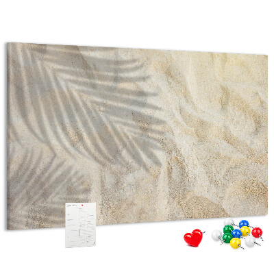 Tableau affichage liège Sable chaud de la plage avec des ombres délicates