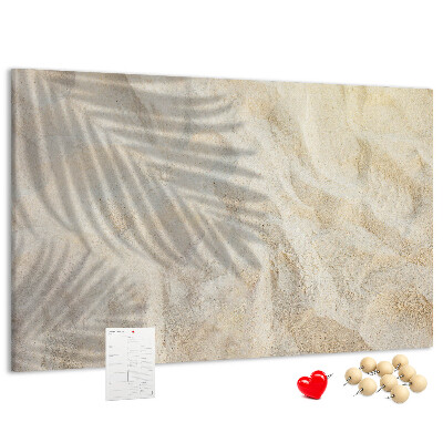 Tableau affichage liège Sable chaud de la plage avec des ombres délicates