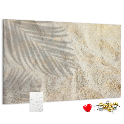 Tableau affichage liège Sable chaud de la plage avec des ombres délicates