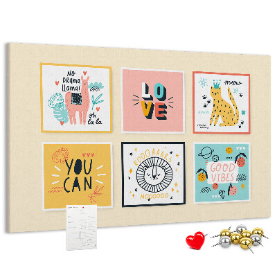 Tableau de liège Des graphismes colorés avec des slogans positifs.