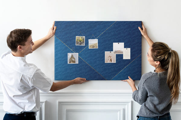 Tableau de liège Motifs géométriques élégants dans des tons de bleu