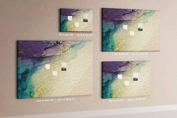 Tableau affichage liège Des accents dorés sur un fond d'eau abstrait