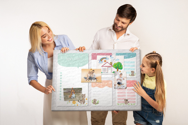 Tableau de liège Des chatons mignons sur des notes colorées
