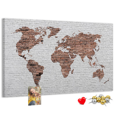 Tableau affichage liège Carte du monde sur fond de mur de briques