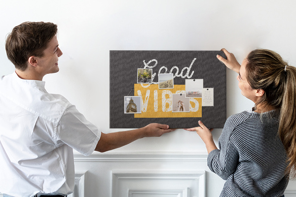 Tableau affichage liège Message positif sur fond sombre