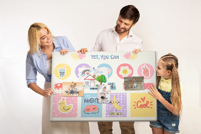Tableau en liège Des motifs colorés avec des slogans positifs