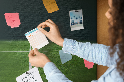 Tableau de liège Terrain de football avec lignes et gazon.