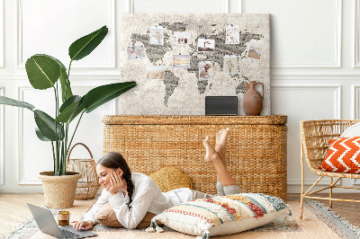 Tableau en liège Carte du monde avec texture de journal.