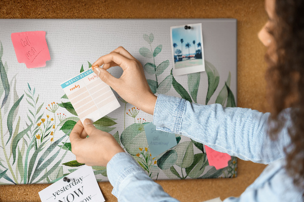 Tableau affichage liège Feuilles tropicales aux teintes délicates