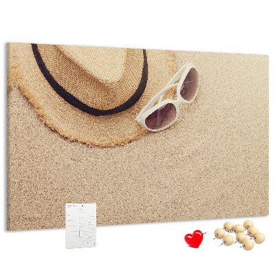 Tableau affichage liège Détente estivale sur la plage avec des lunettes de soleil.