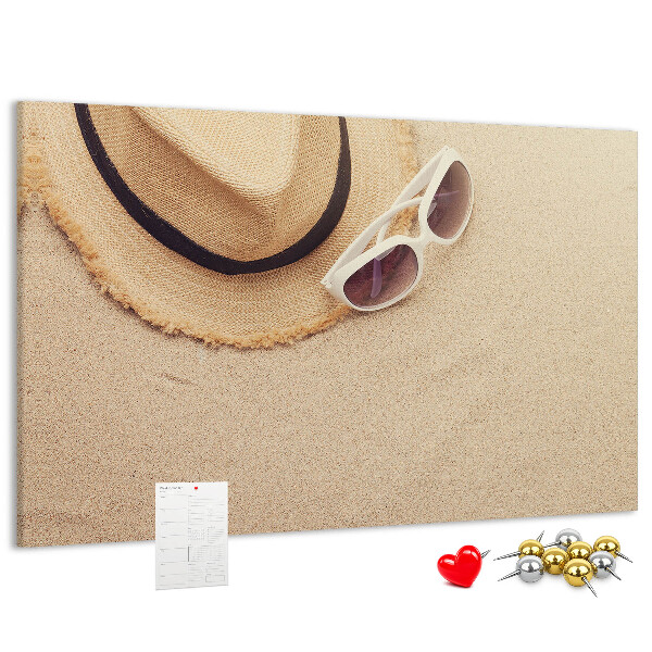 Tableau affichage liège Détente estivale sur la plage avec des lunettes de soleil.