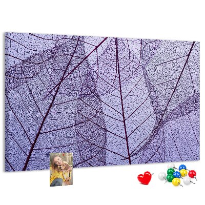 Tableau affichage liège Un délicat motif de feuilles sur fond violet
