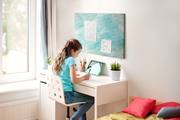 Tableau affichage liège Des vagues délicates dans des tons turquoise
