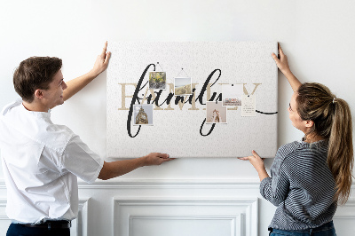 Tableau en liège Inscription « famille » stylisée sur fond blanc