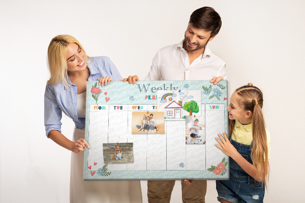 Tableau en liège Agenda hebdomadaire floral aux détails colorés